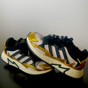 BRAND NEW Adidas Tresc Run 'Black Metallic Gold'